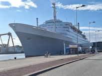 Gamle linjer utenpå, som ny innvendig.