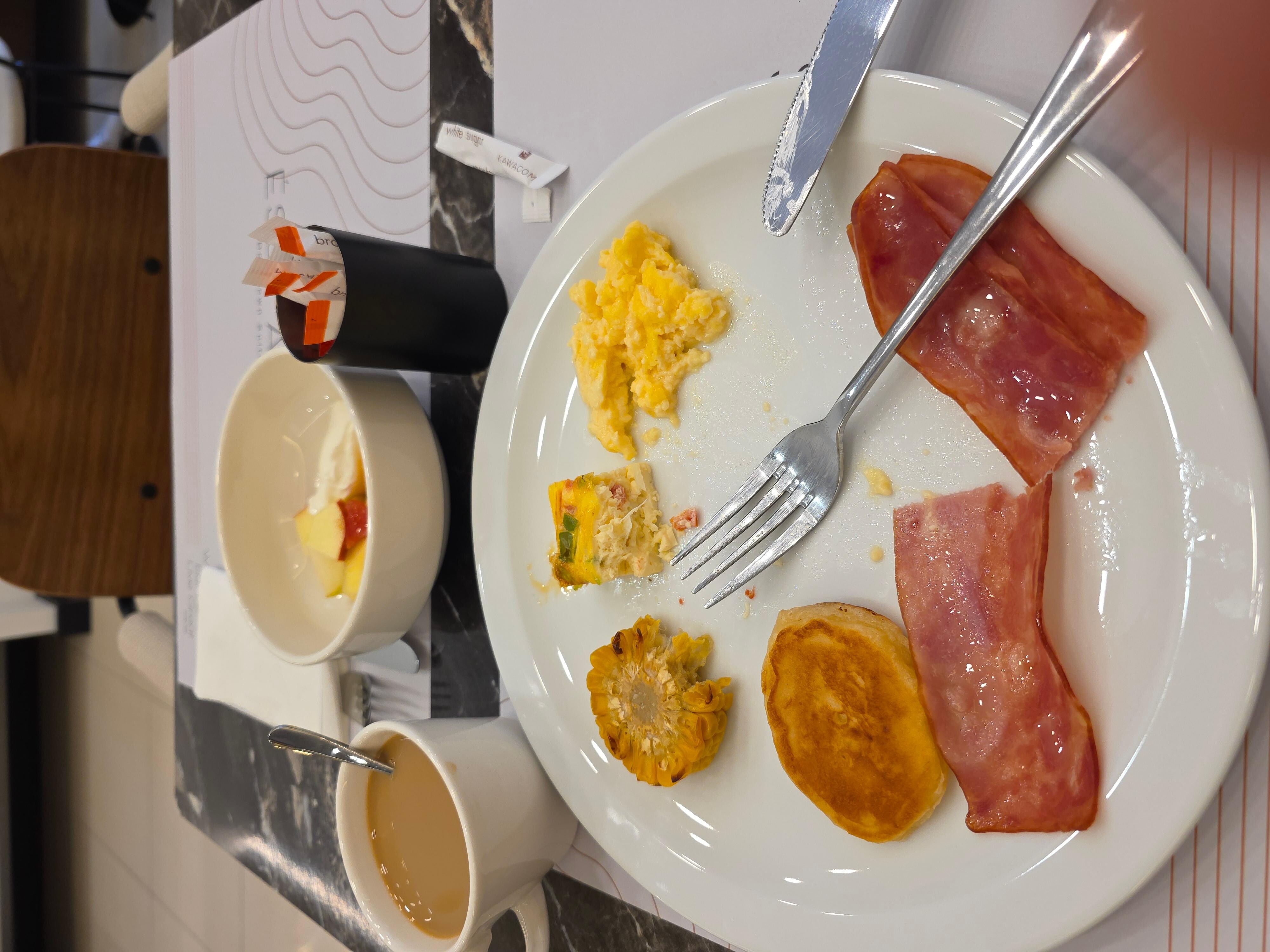 My plate doesn't show even 1/4 of the offerings. We were so full we usually skipped lunch altogether. 