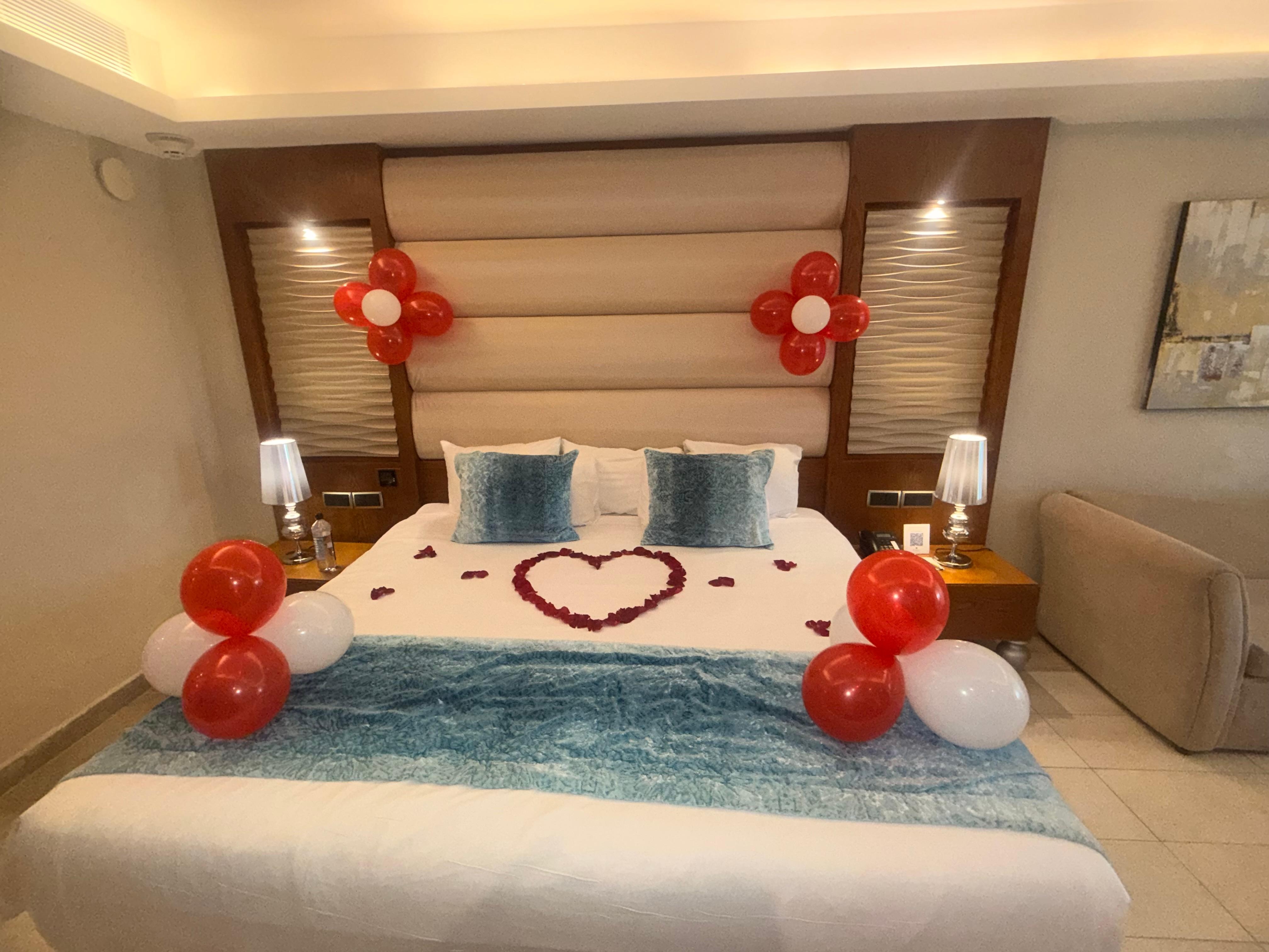 Decorative room surprise