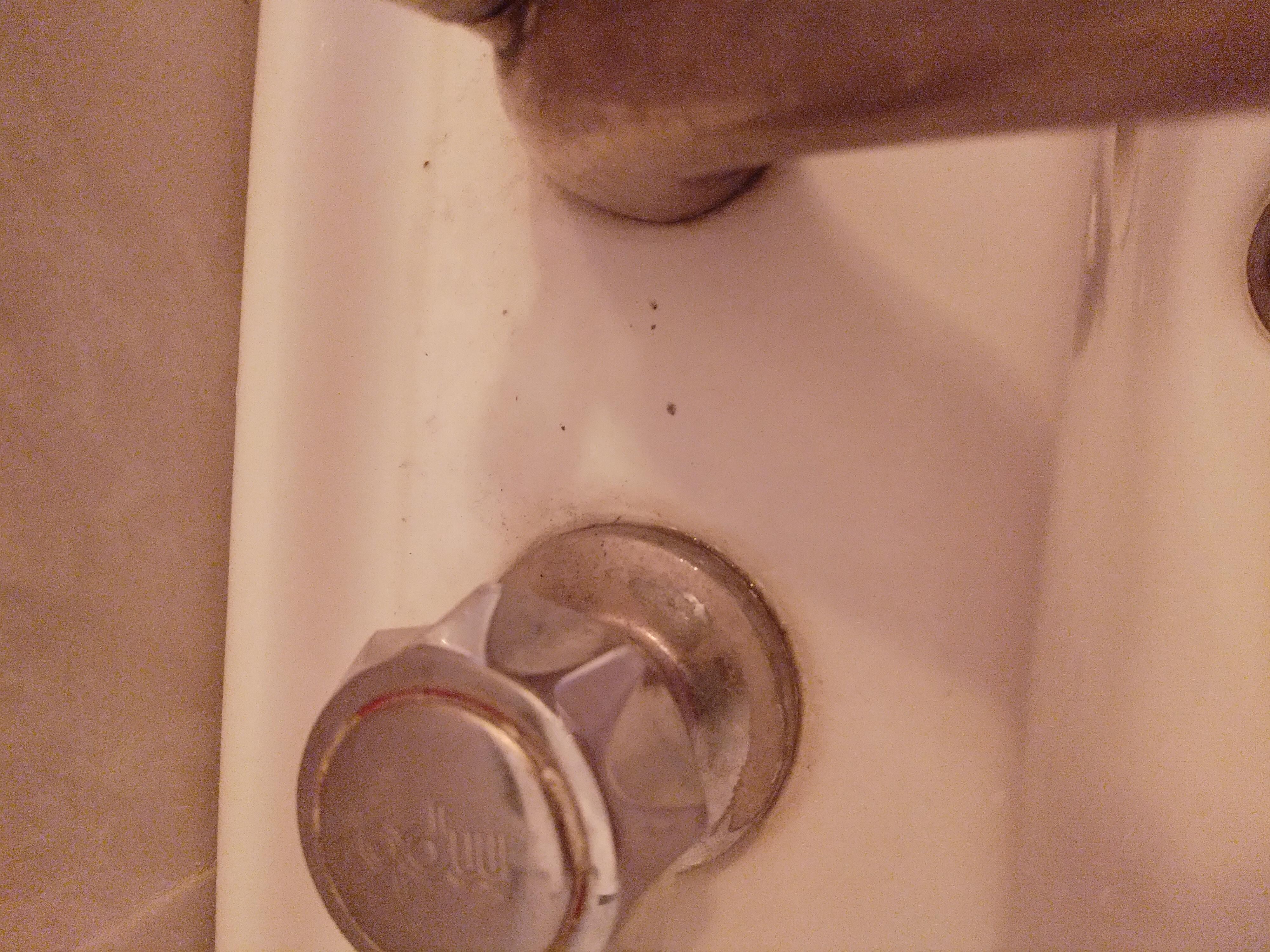 Wash hand basin