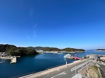 このホテル、エレベーターで屋上に上がれます(そこからの景色です)。