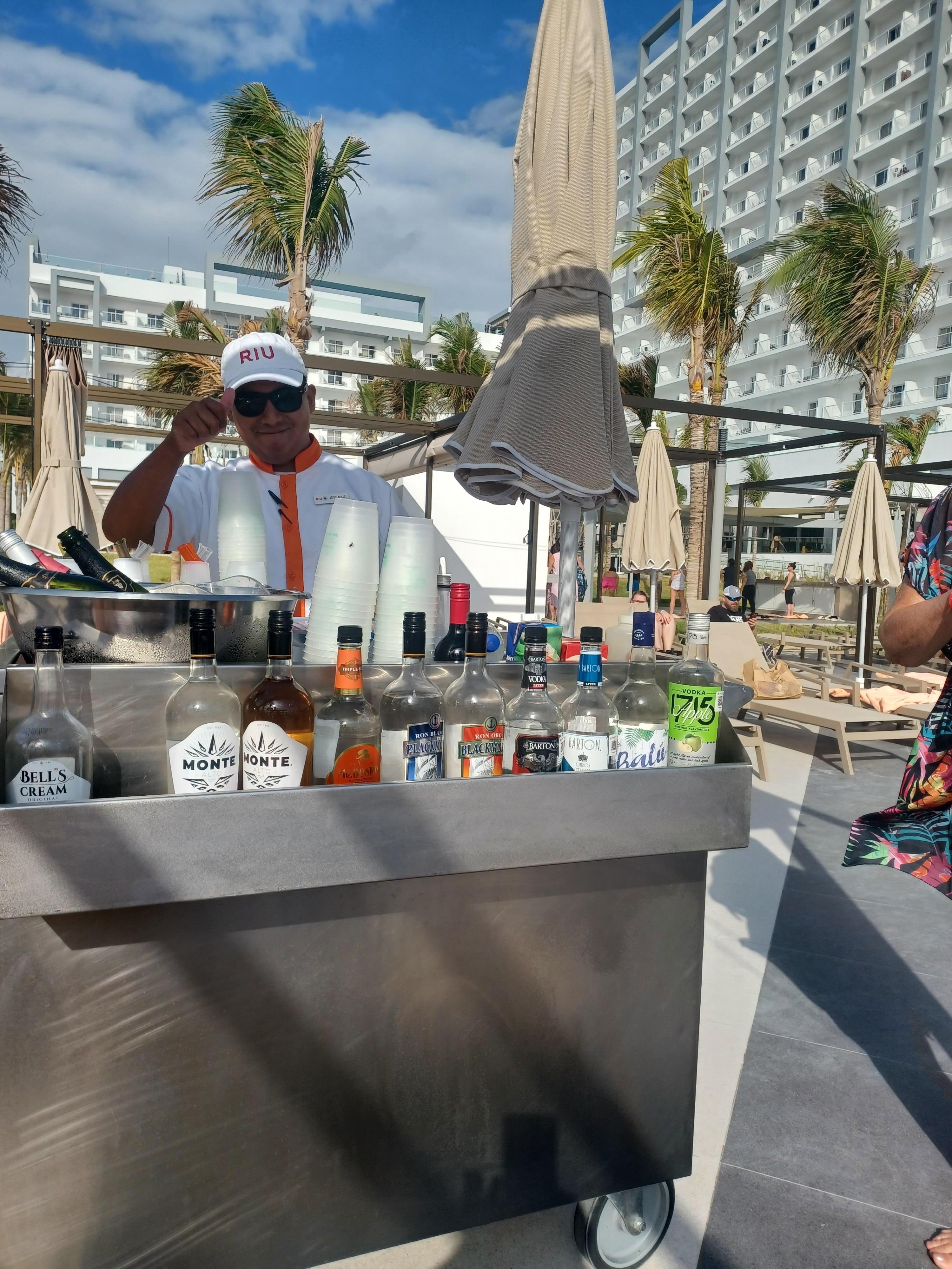 Jose Angel with his barcart.  He makes the very best Palomas!