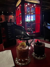 Hotel Bar