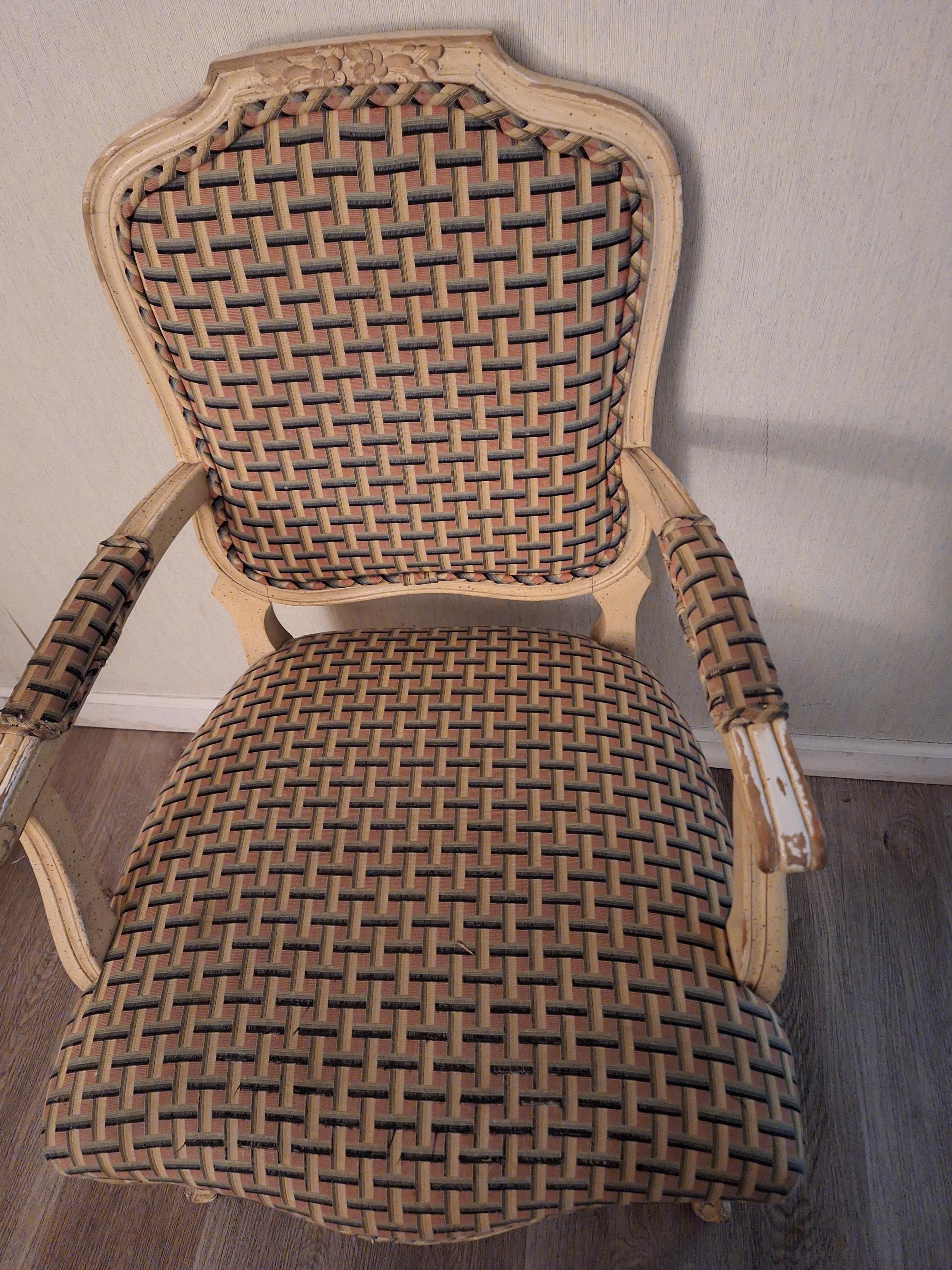 The dirt in this chair is embedded.  