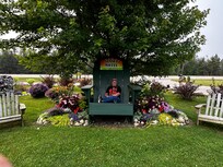 The Big Chair
Great Photo with the flowers