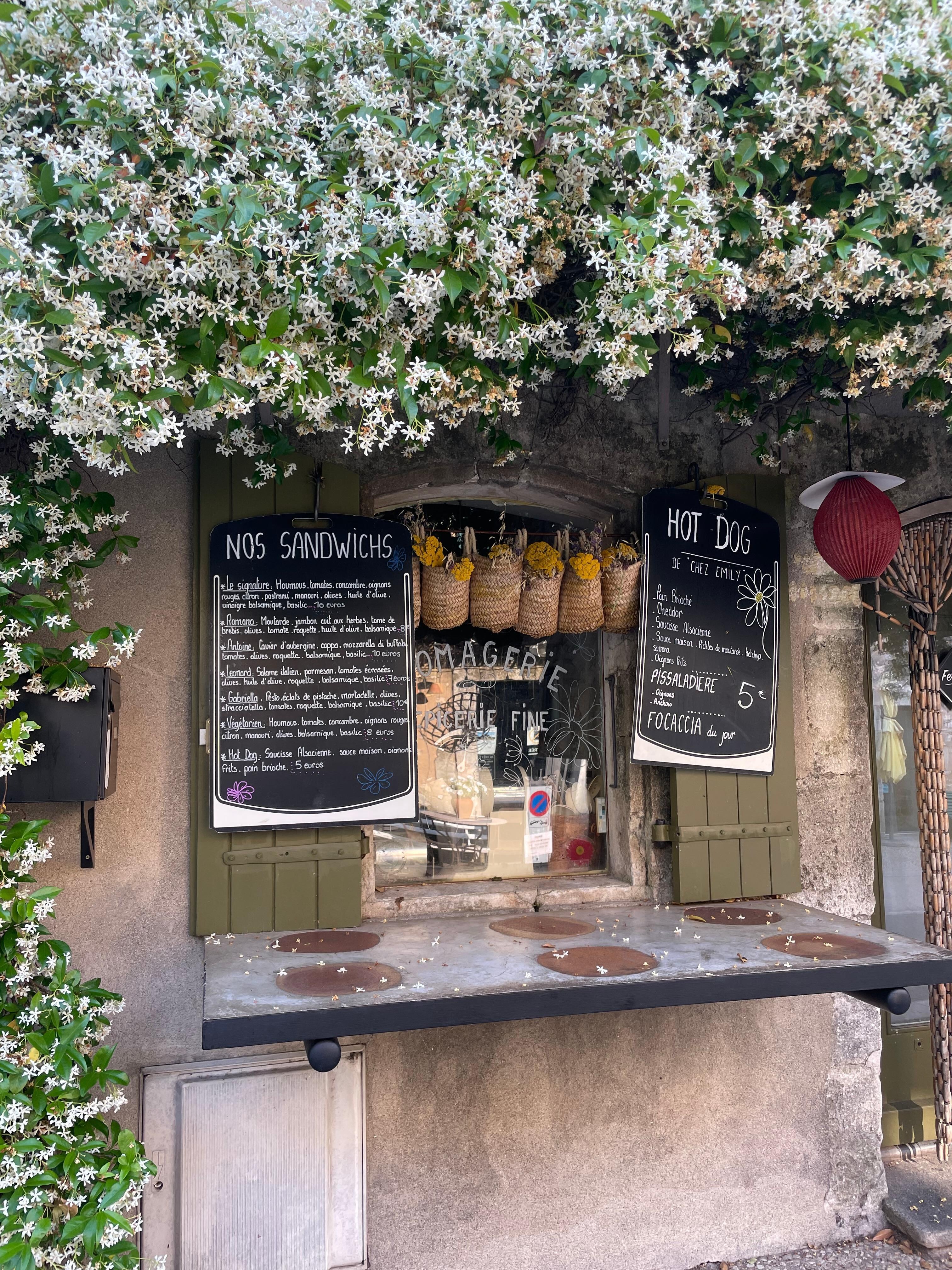 Shop in Eygalieres 