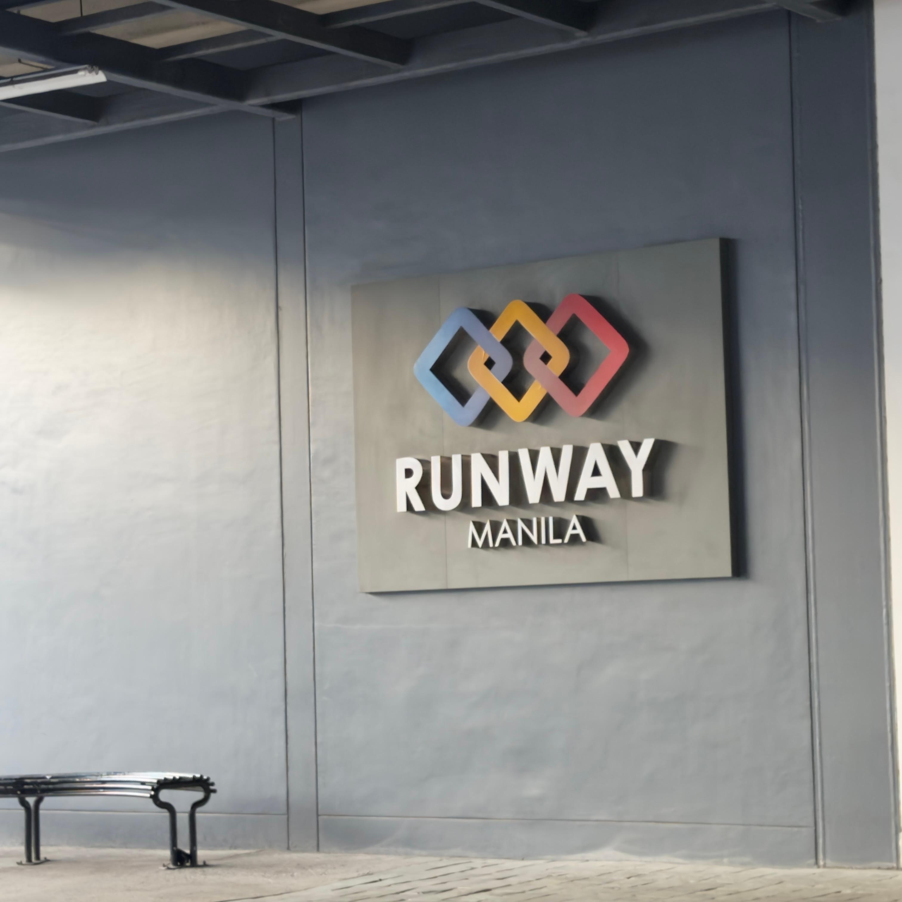 Walking distance to terminal 3👍