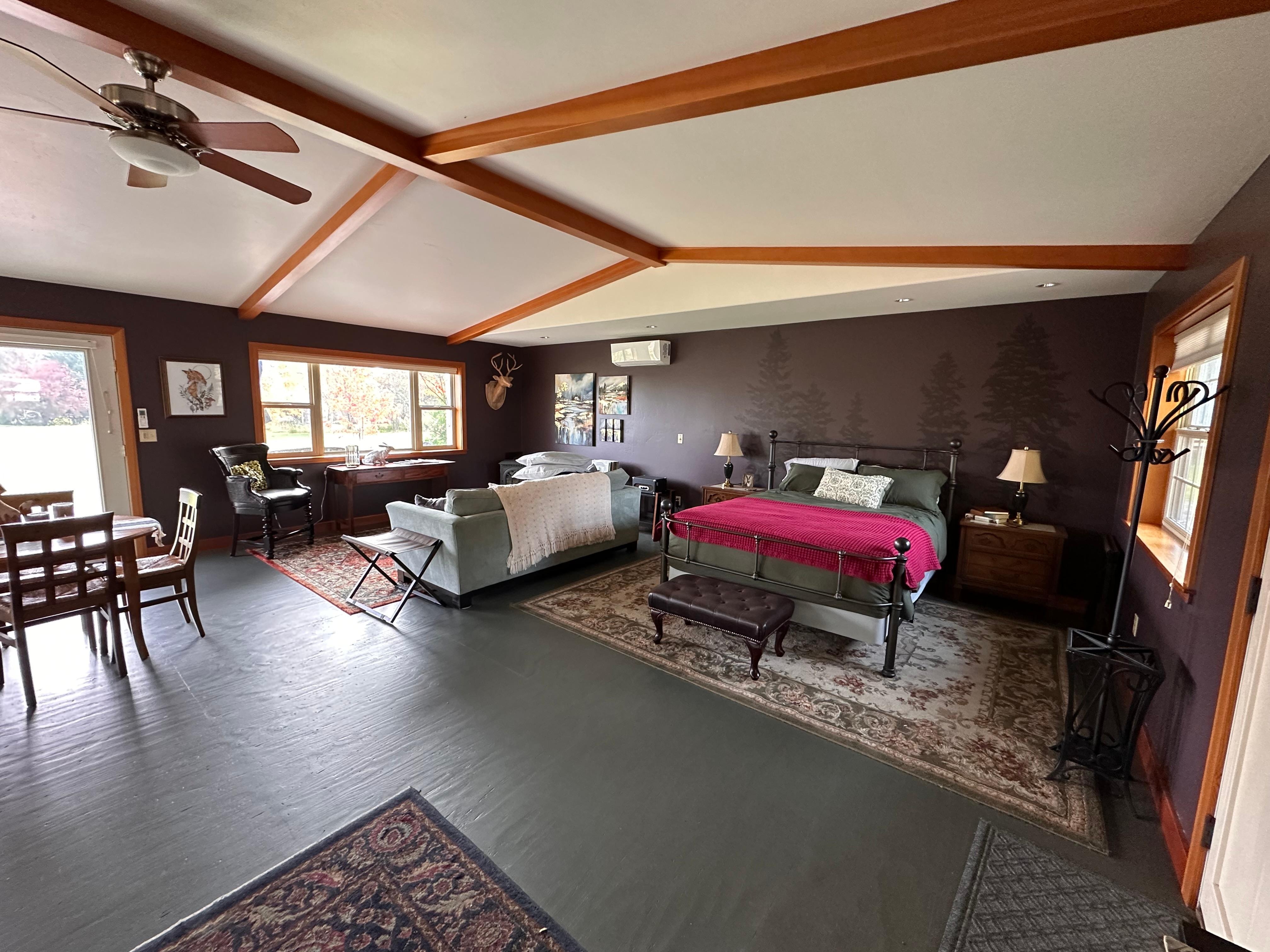 View of whole room from Kitchen area