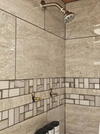 Master shower no knobs