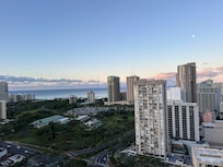 Front view out - Fort DeRussy Park & Waikiki beach