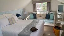 Lovely peaceful clean bedroom