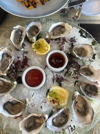 Full oysters