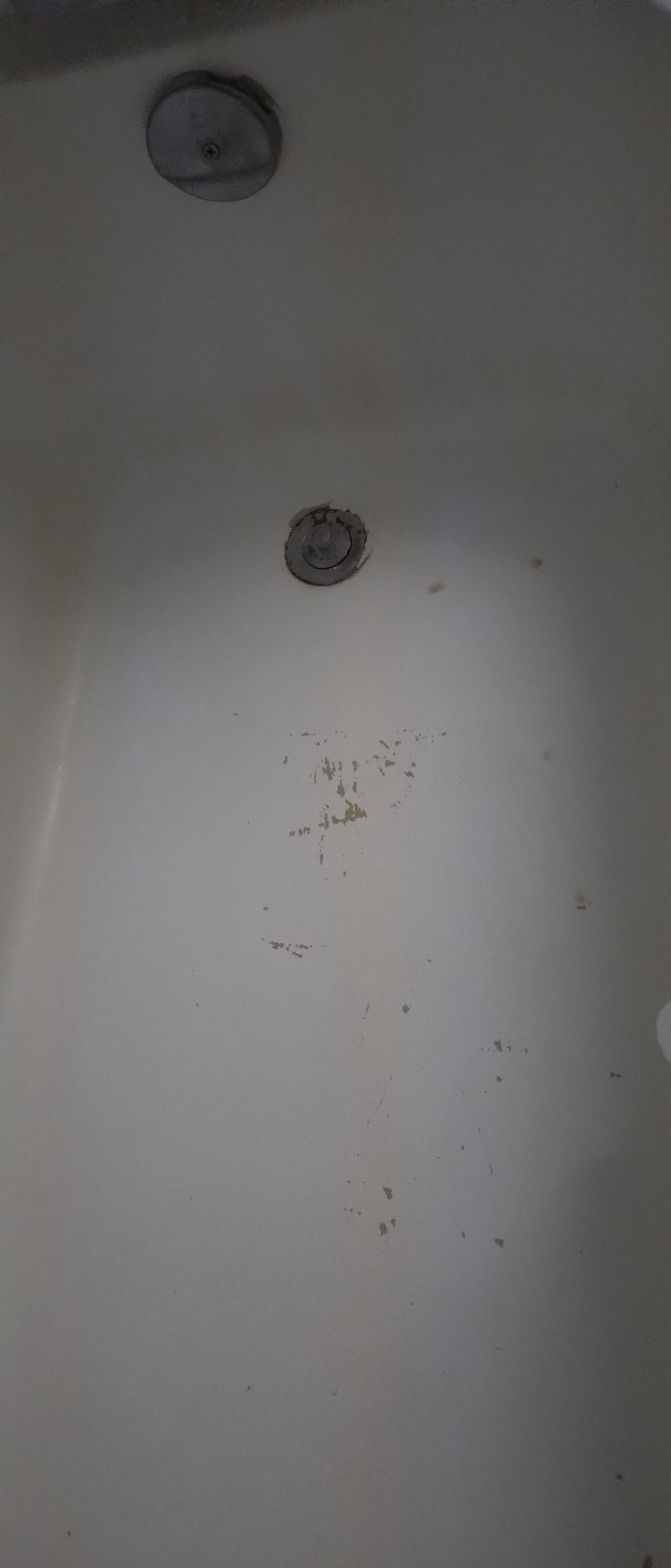 Bottom of tub gross