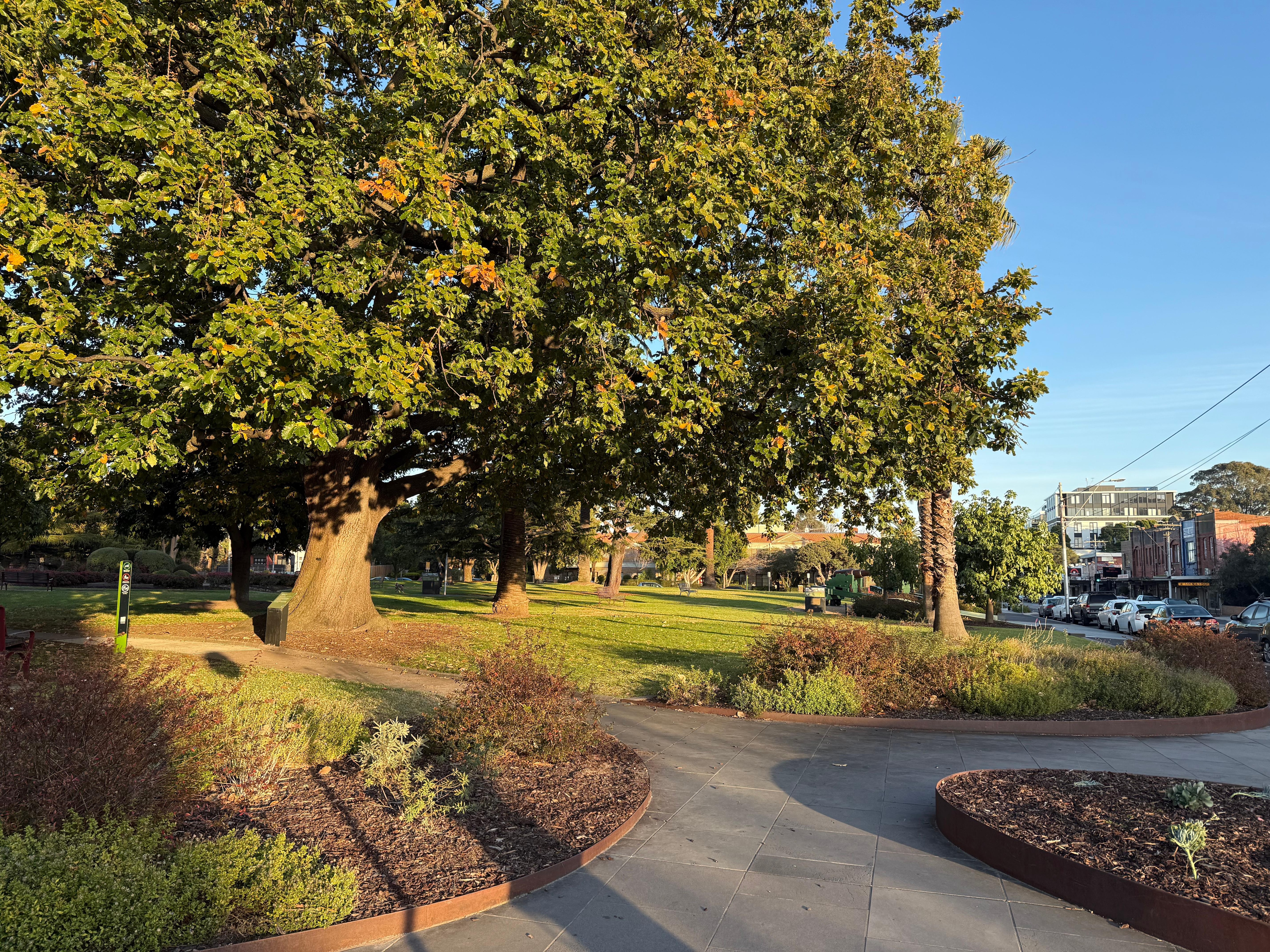 The walk into Elsternwick village.