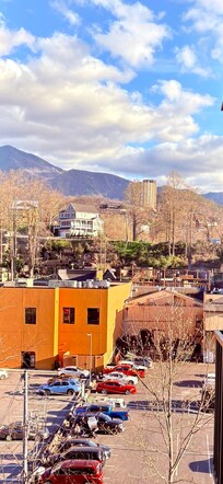 View facing River Rd and the mountains
