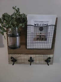 Excellent little welcome guide with local resources, tips for your stay and very simple check in/out instructions. Well done Natalie!