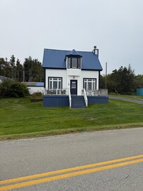 First sight of the Captains House