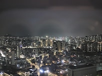 야간 밖 전망입니다