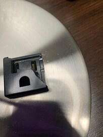 Lamp outlet broken