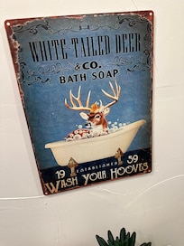 Such cute decor. I would’ve to purchase one of these for my dad
