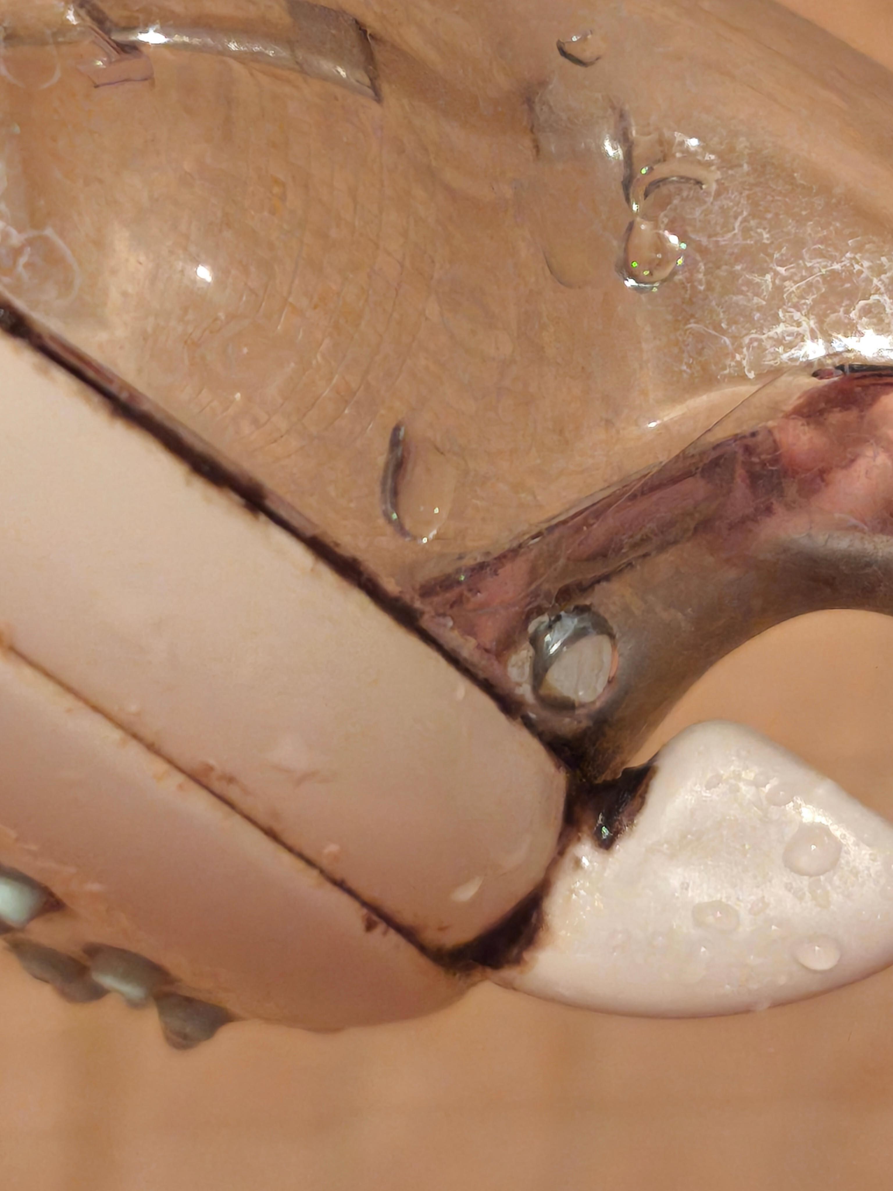 Dieses war der Duschkopf nur eins der Sachen die schwarz waren