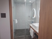 トイレとシャワーは別の場所にあるのが良かったです。