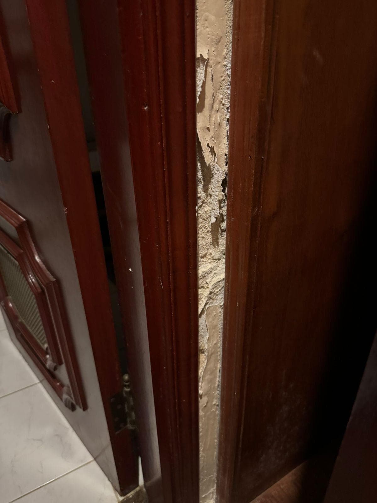 Infiltrações de água no 9 andar 