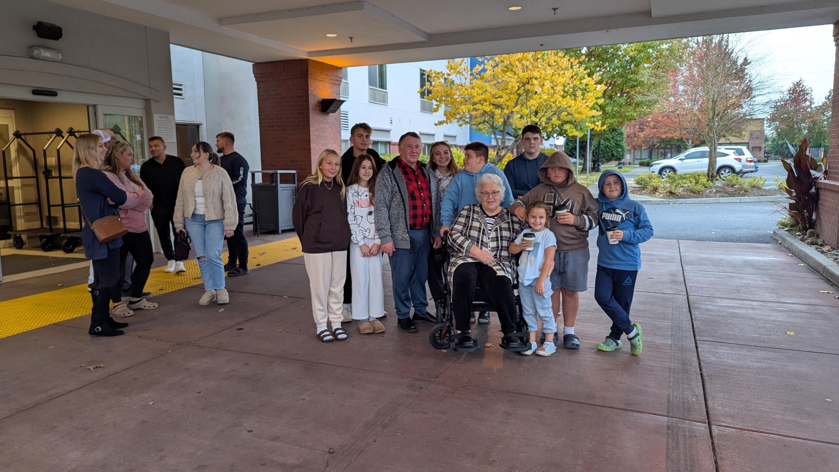 Lots of relatives for the wedding from Sacramento and Spokane 