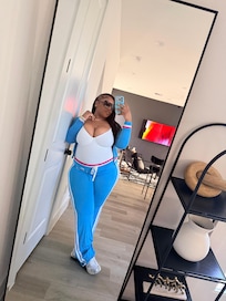 The full body mirror was a 10/10 lol