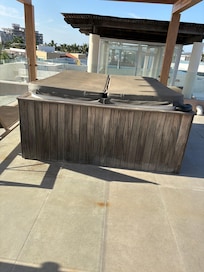 Hot tub on roof top deck