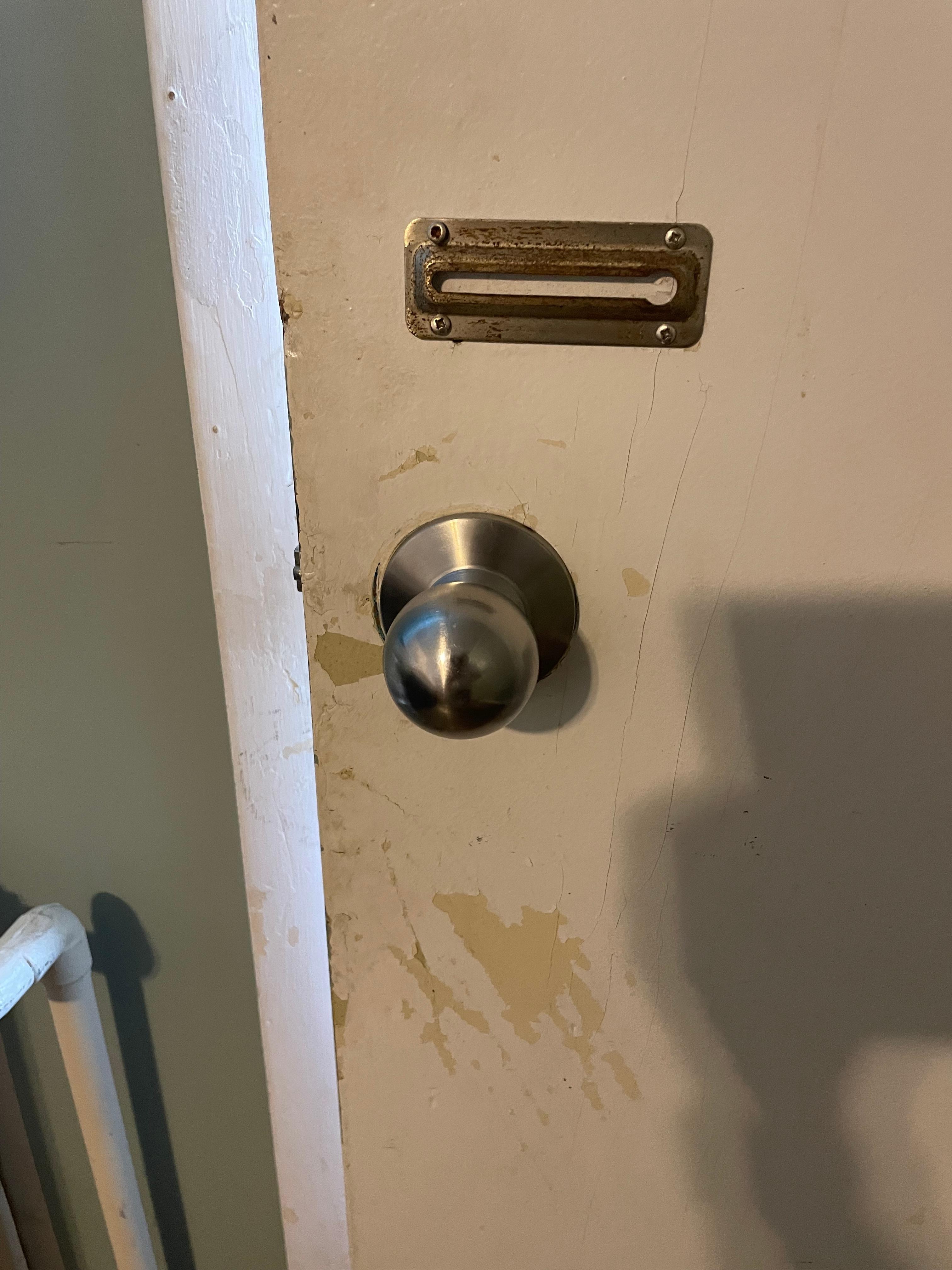 Porte pas très propre