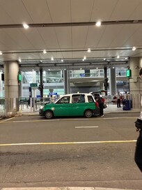 taxi area to and from airport
