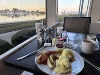 Breakfast on the water