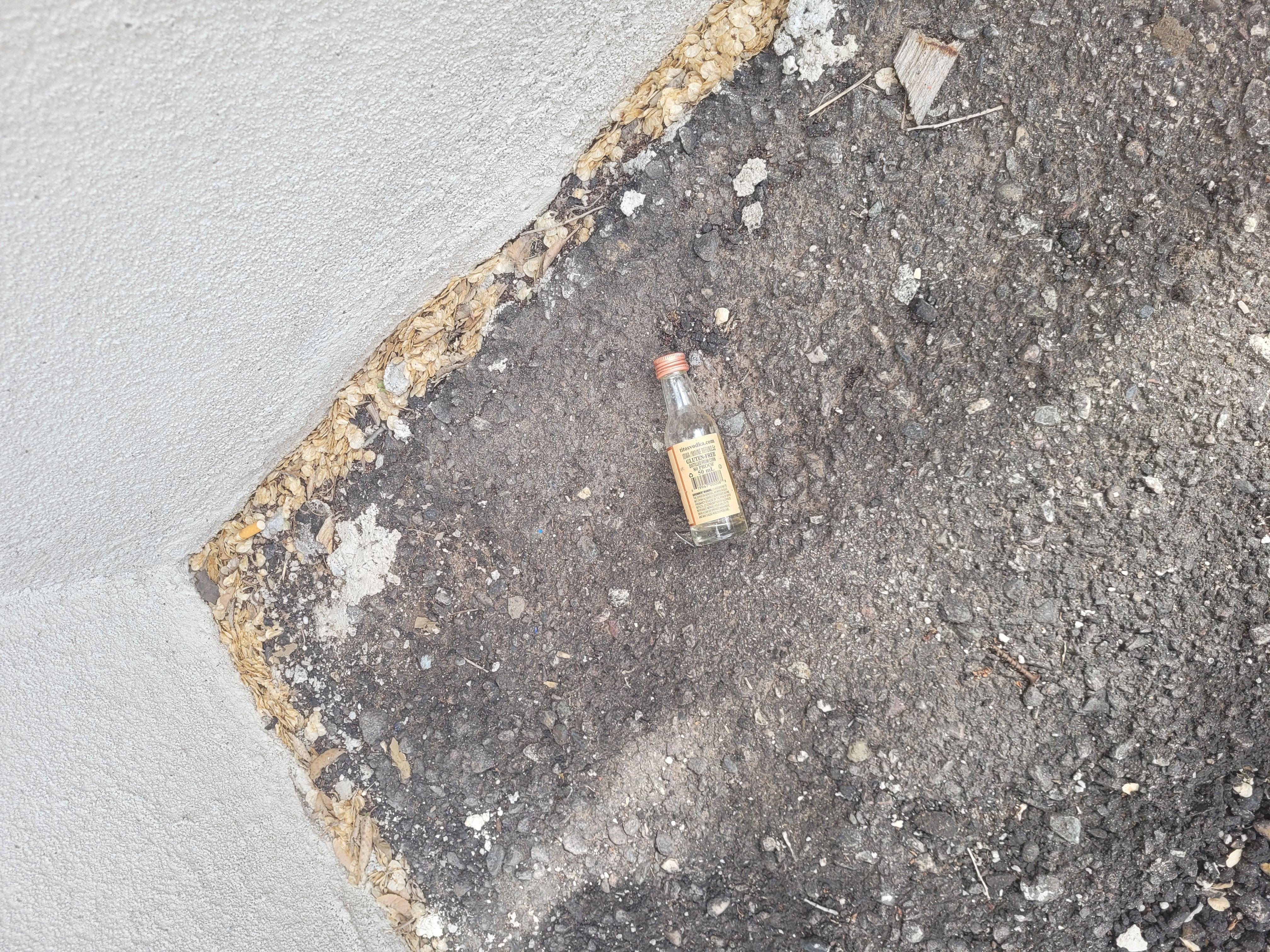 Liquor mini b door. Don't bother to clean. Up!