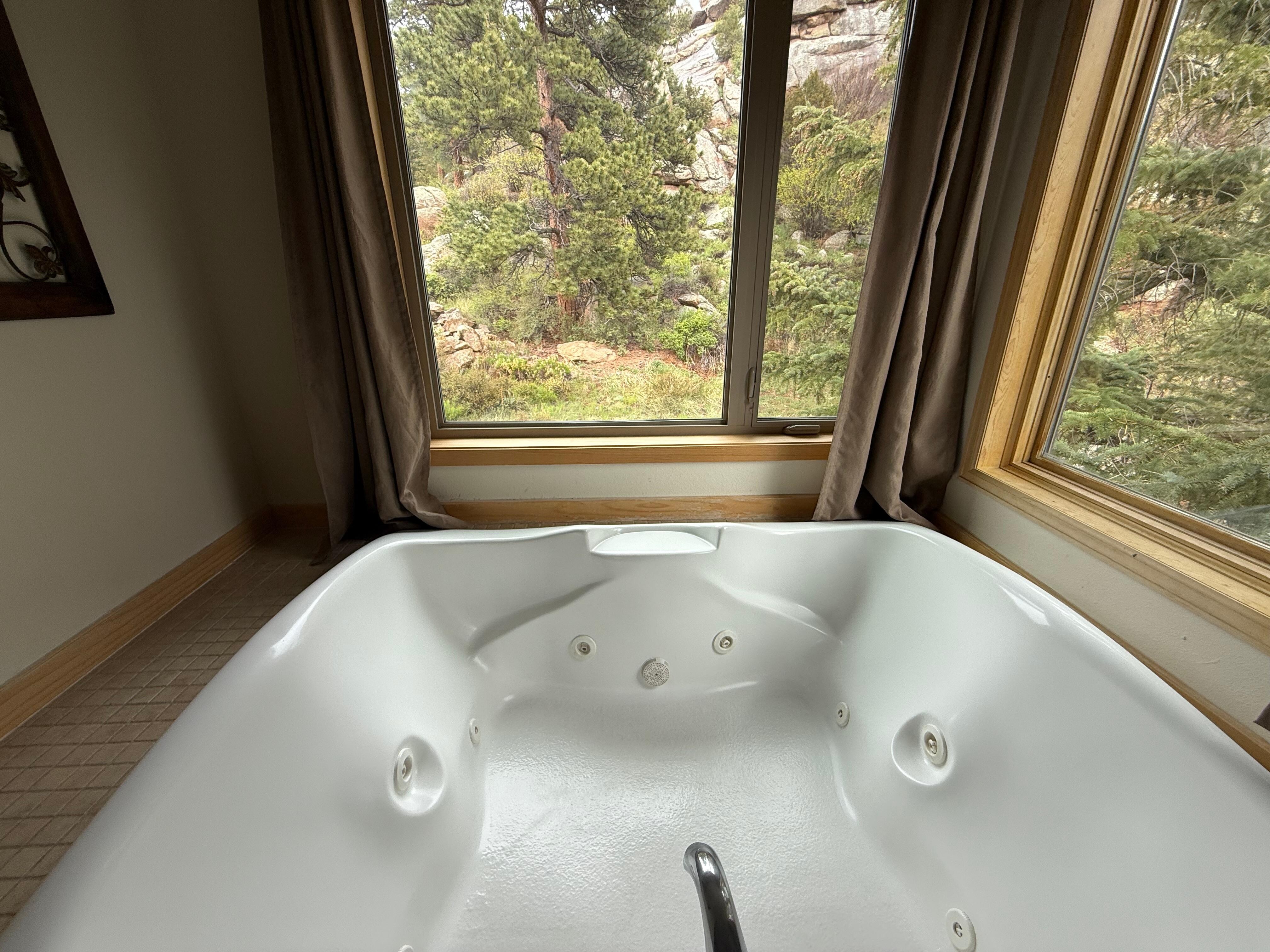 Jacuzzi Tub