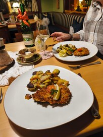 Viener schnitzel to share