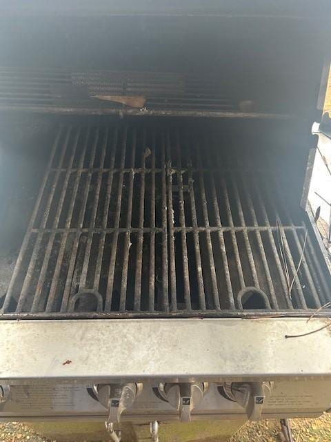 Rusted grill grate