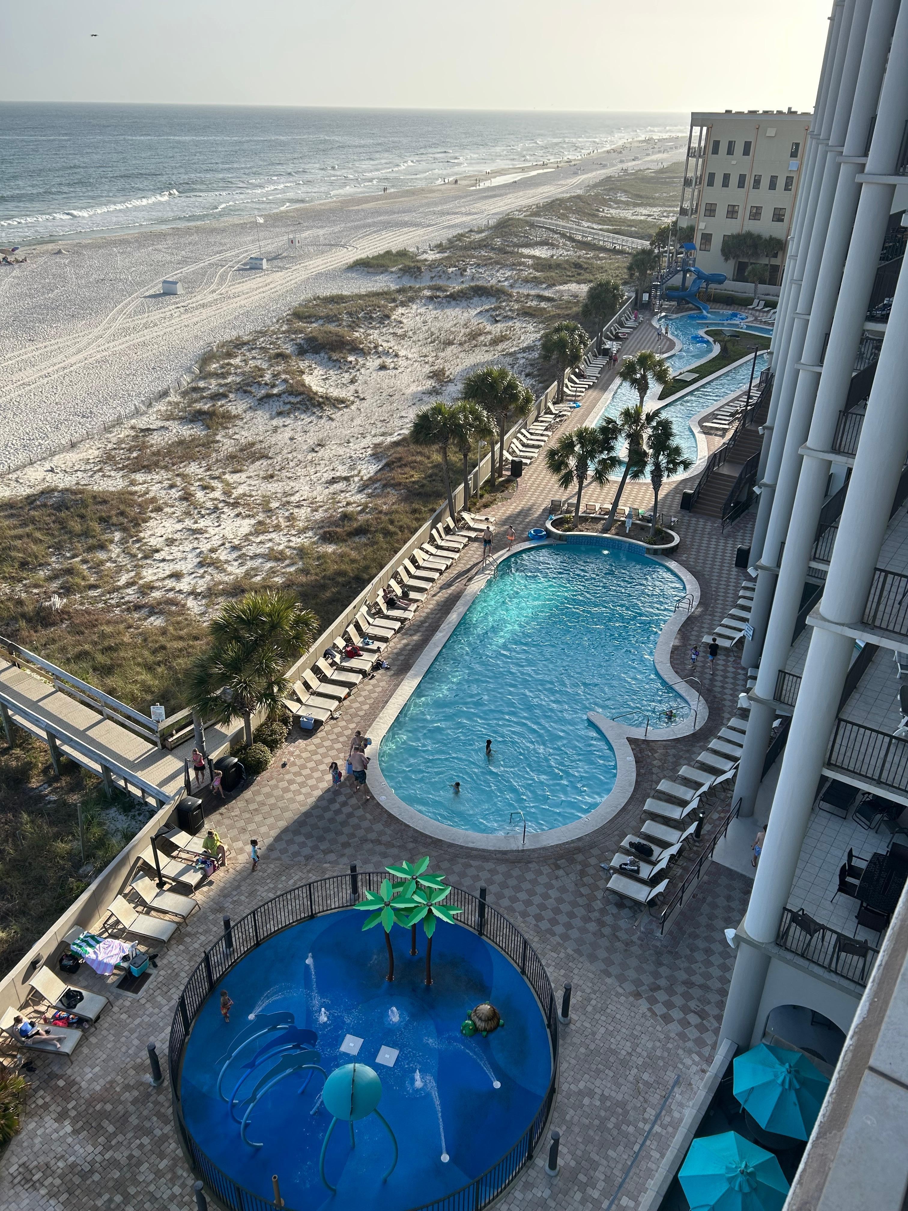Nice pool and lazy river