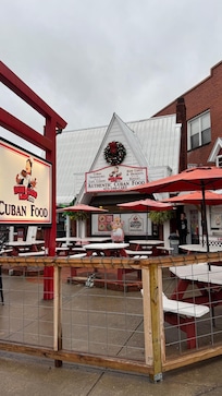 Going to the state line and seeing two cities side by side is cool!