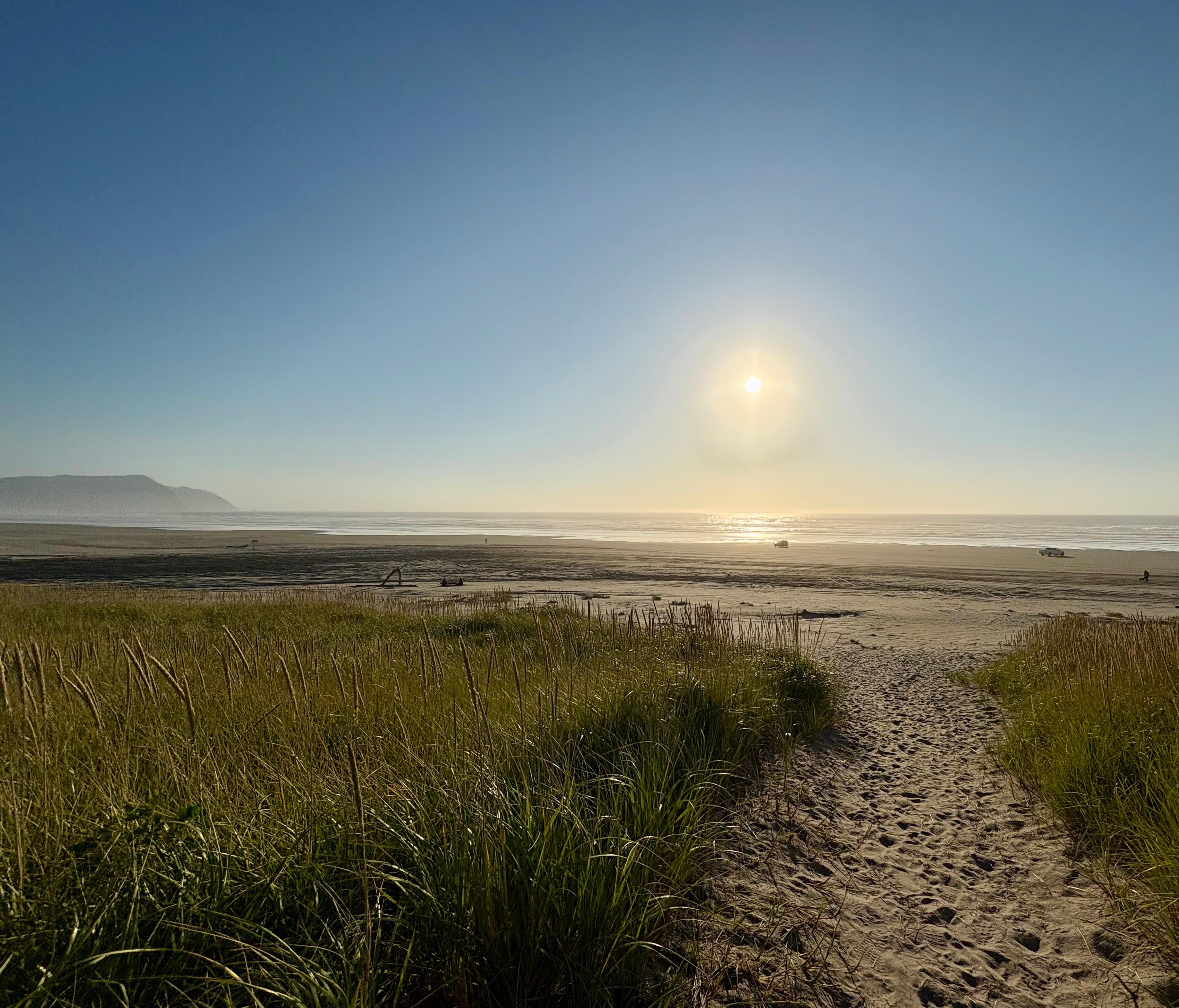 View form the path you can take from the room to beach 