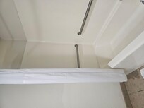 Spacious bathroom