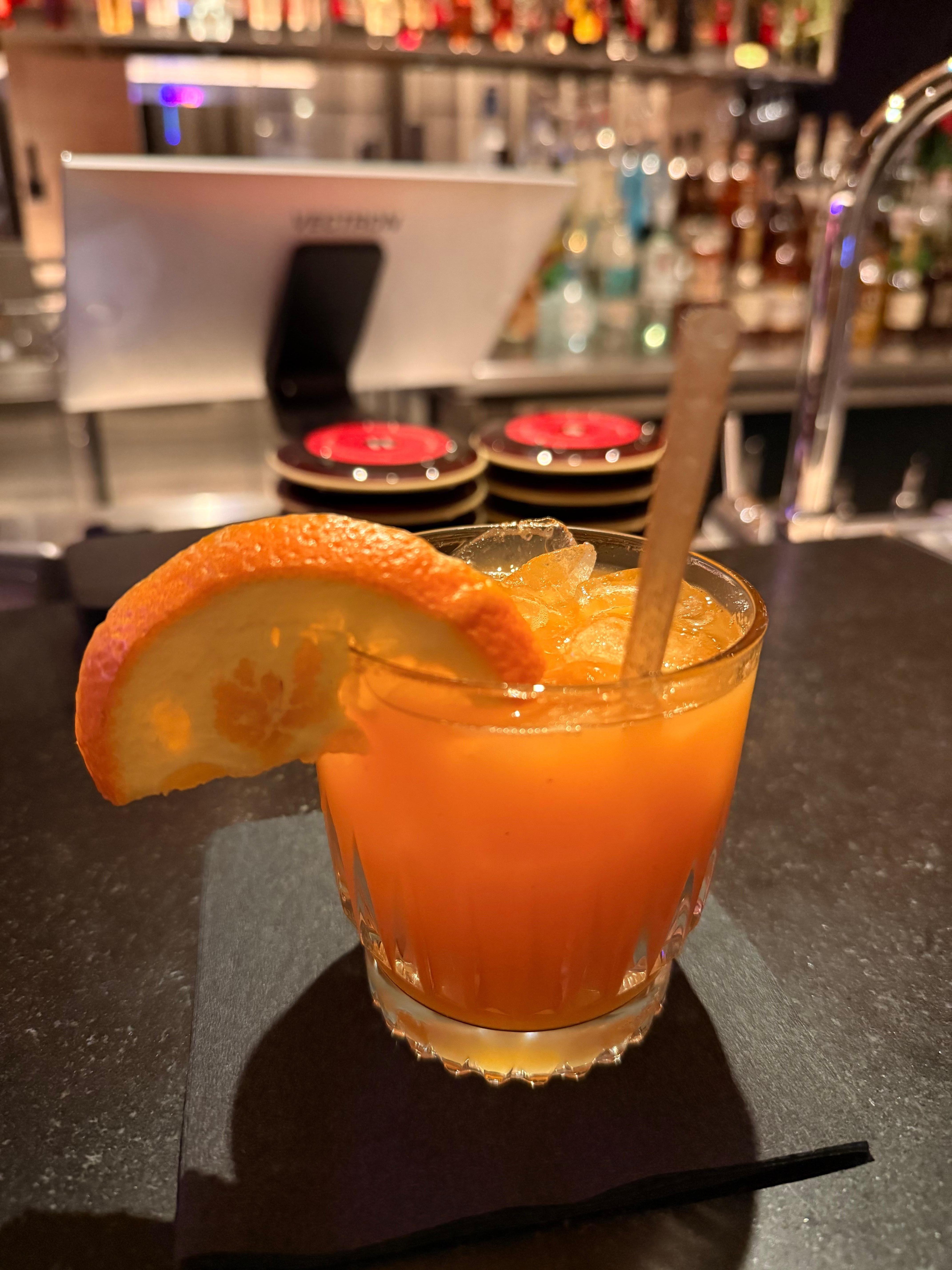 Zeus made a great mango rum drink for me