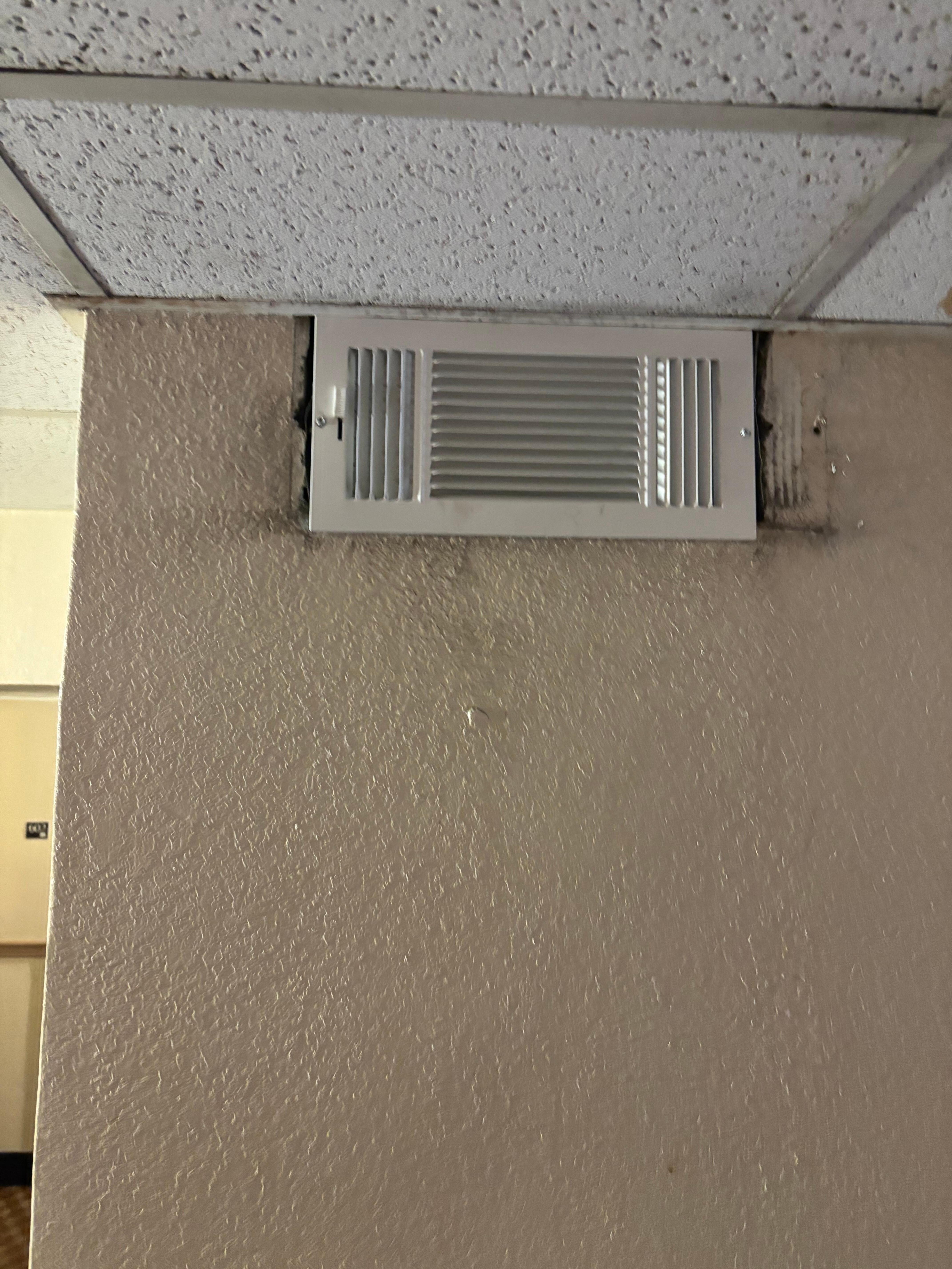 Hallway vent