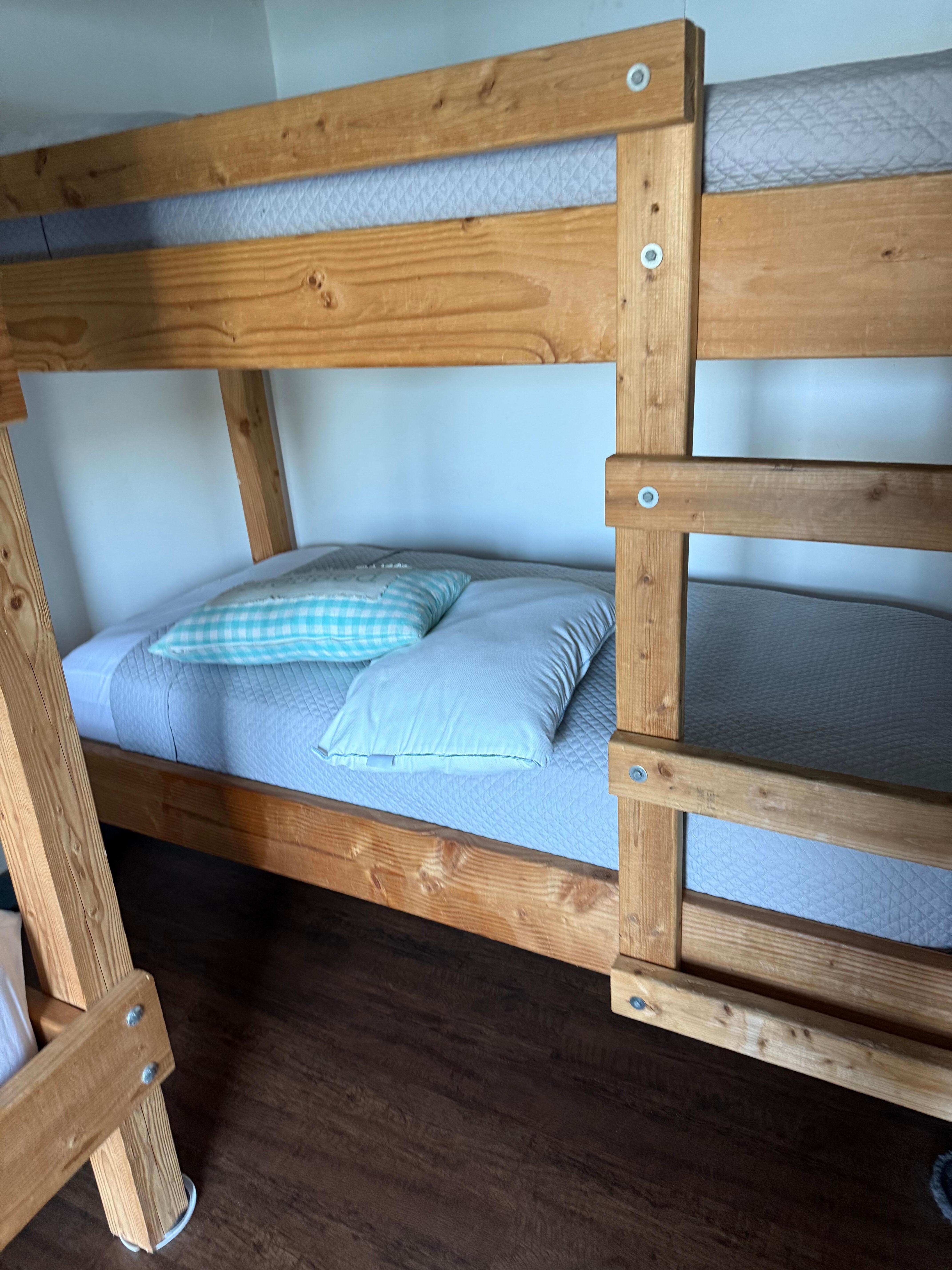 no pillowcases bunk room