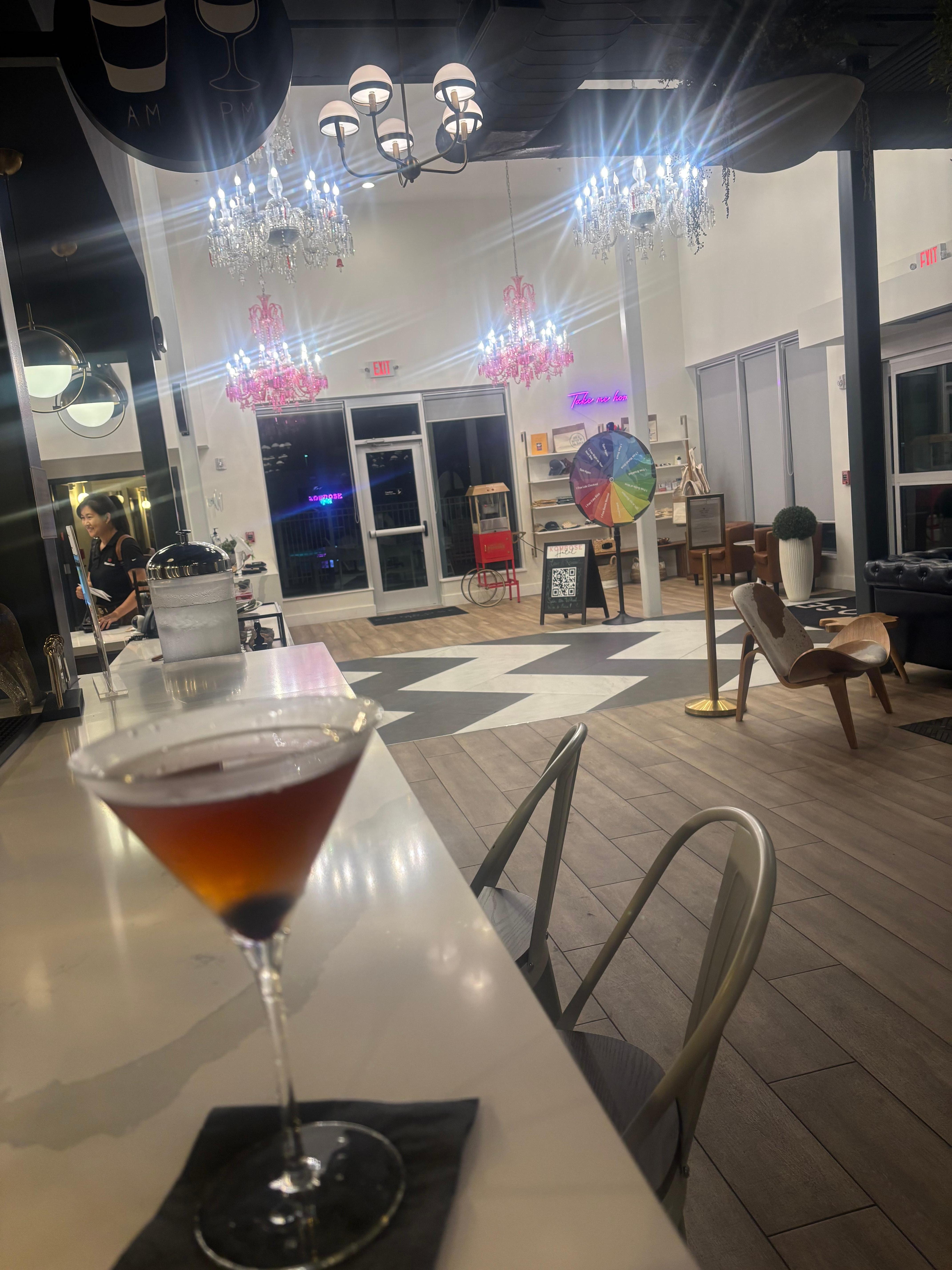 Great bar! 