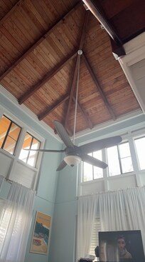 Great large ceilings that help keep you cool