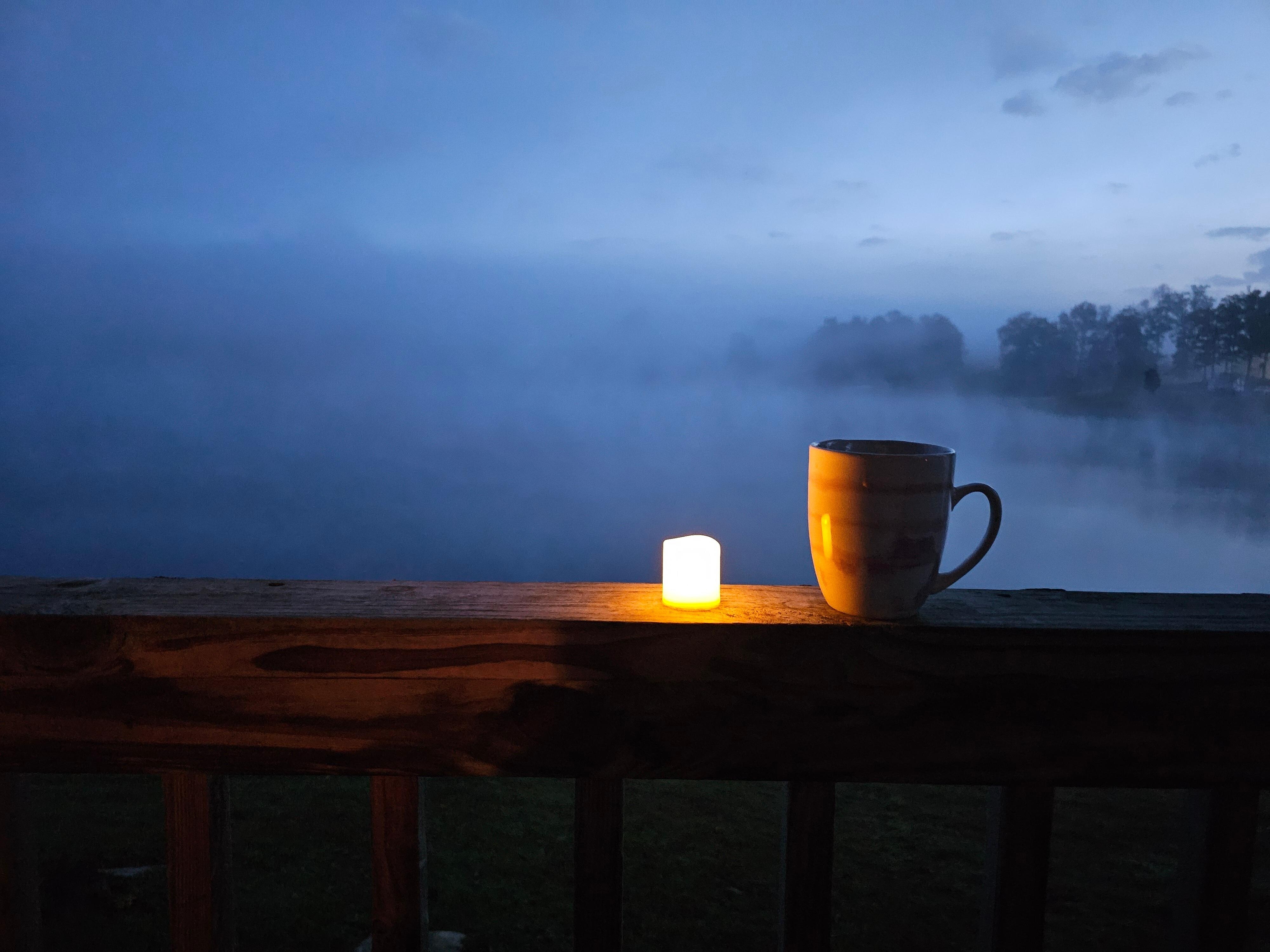 The morning fog over the lake