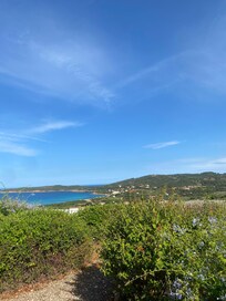 Vue de la terrasse
(Jour)
