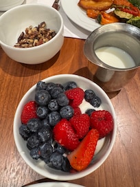 Breakfast fruit cup