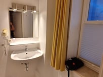 Bad mit Außenfenster